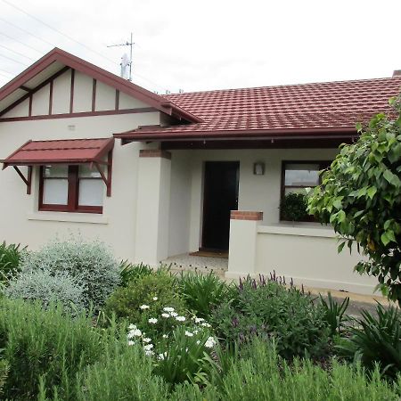 Mataro Cottage Тананда Екстериор снимка
